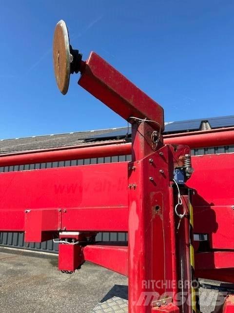 Denka-Lift DL 22 N Trailer mounted platforms