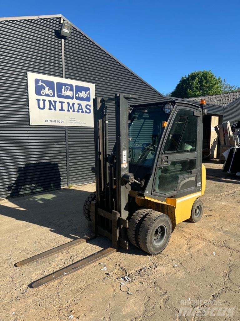 UniCarriers FG15 LPG trucks