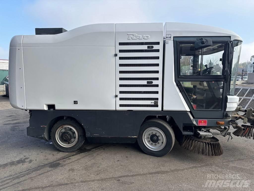Ravo 530ST Sweepers