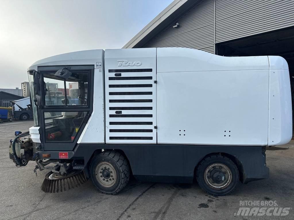 Ravo 530ST Sweepers