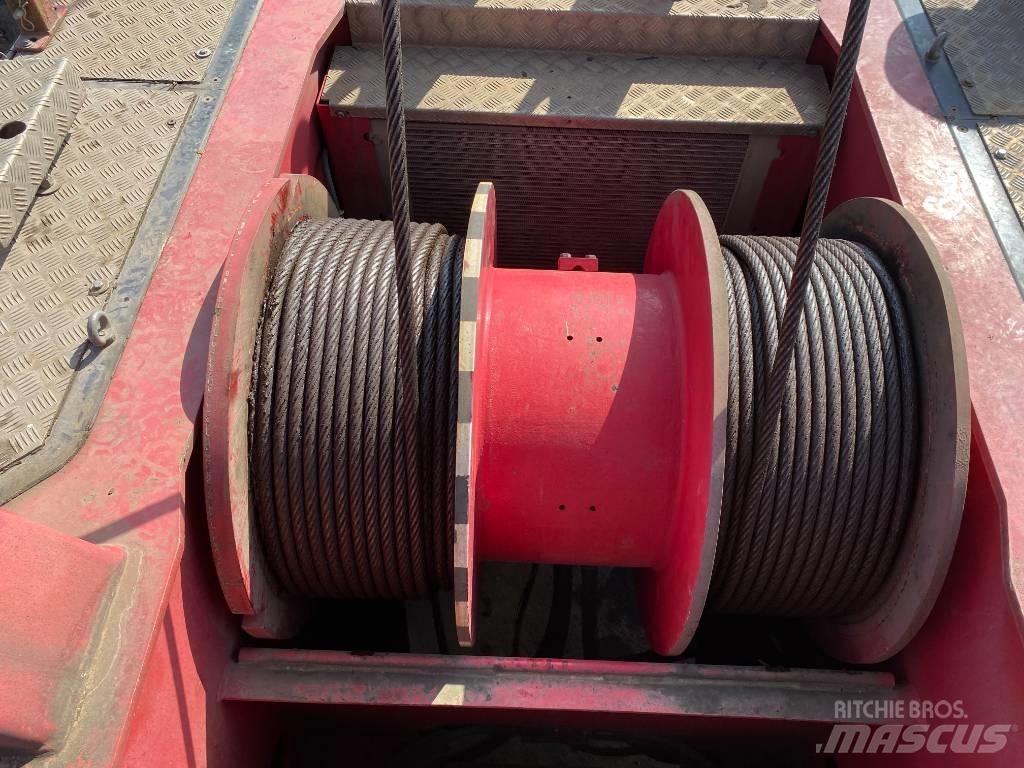 Sennebogen 5500 Track mounted cranes