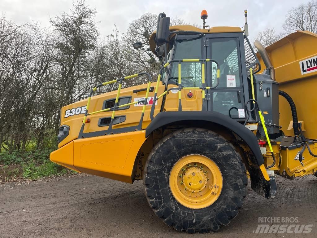 Bell B 30 E Articulated Haulers