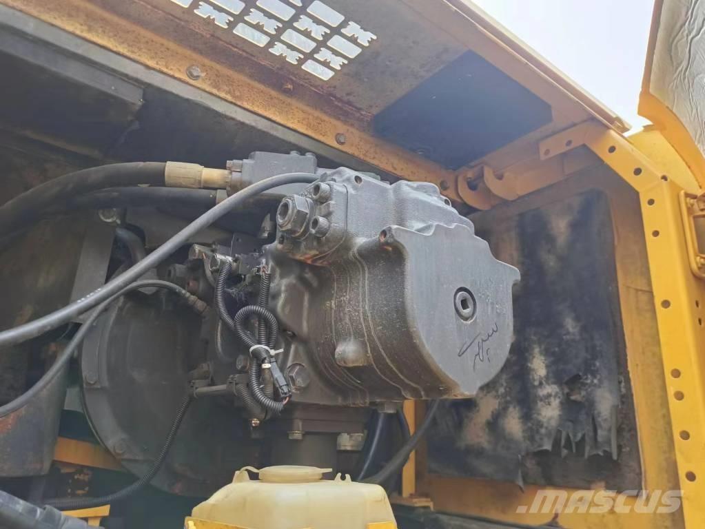 Komatsu PC 400-8 Crawler excavators