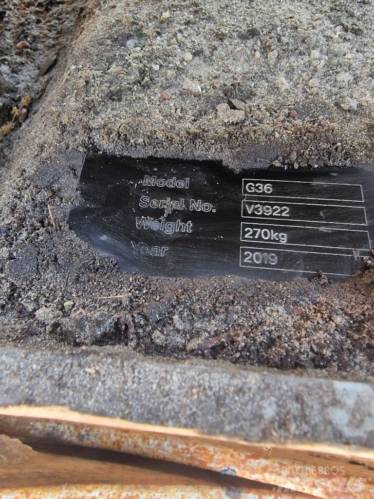 Komatsu G36 Other