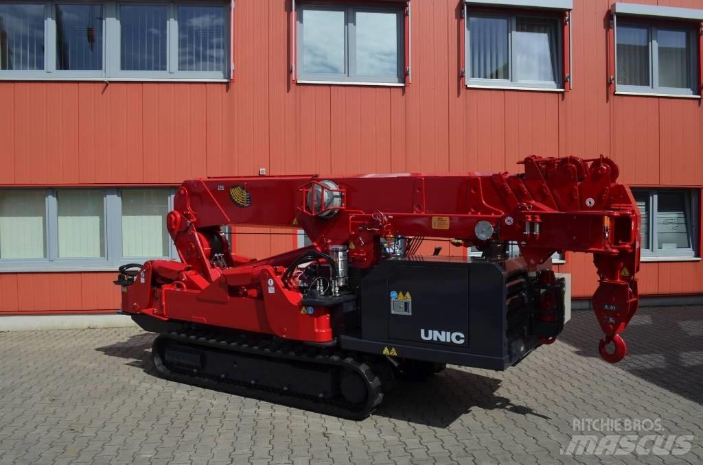 Unic URW-806 Mini cranes