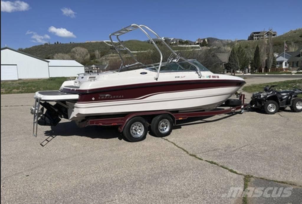 Chaparral 2330 SS Work boats / barges