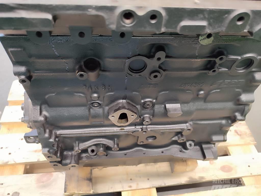 Iveco F4GE engine Engines
