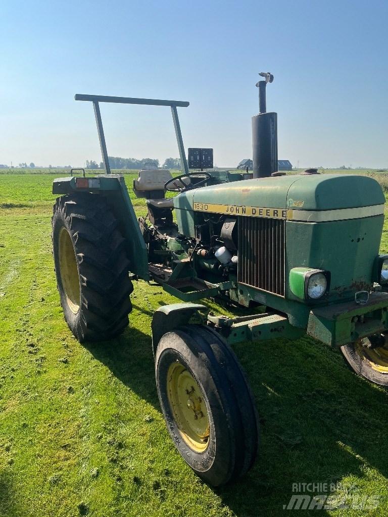 John Deere 1630 Tractors