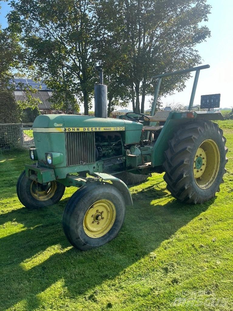 John Deere 1630 Tractors