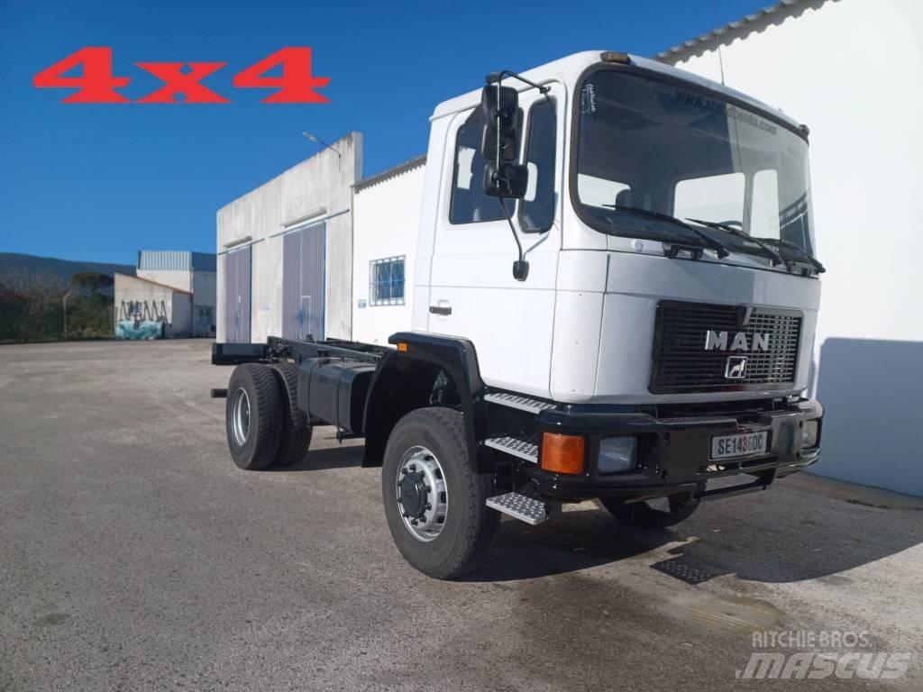 MAN 18.232 AF 4X4 Chassis Cab trucks