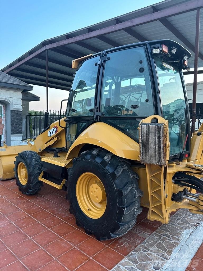 CAT 420 F Backhoe
