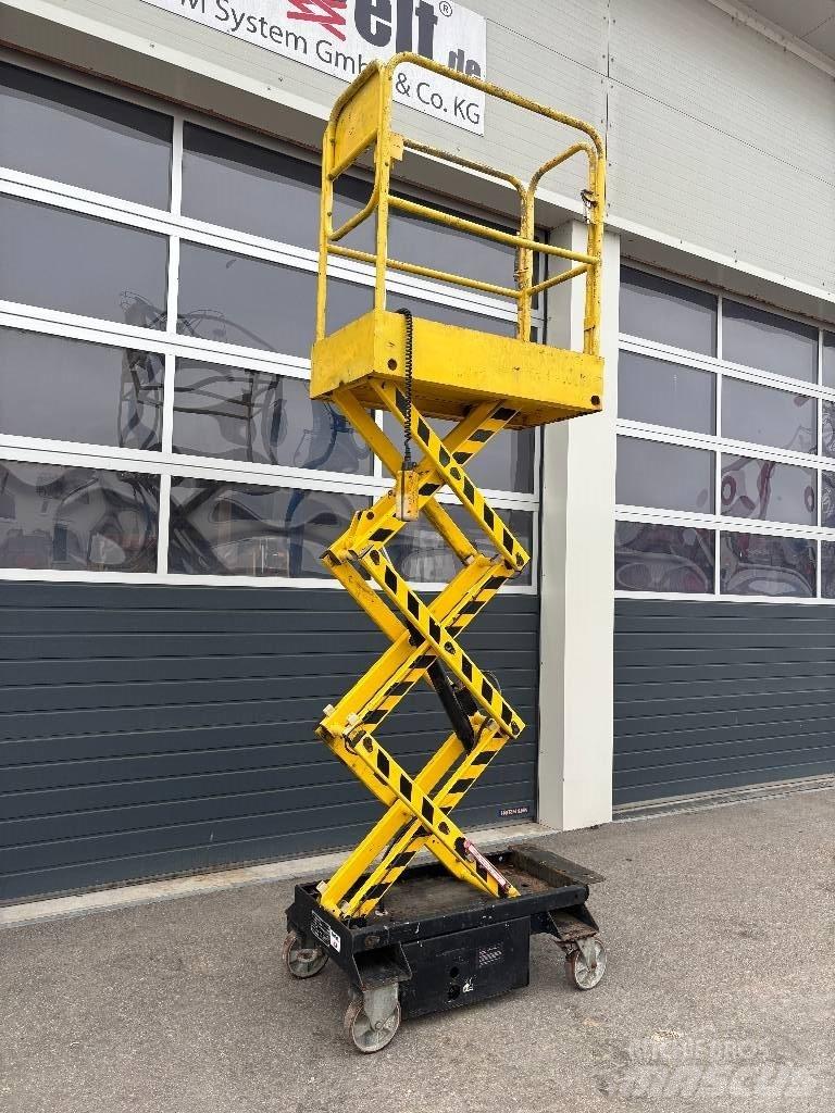 Boss X3 Scissor lifts