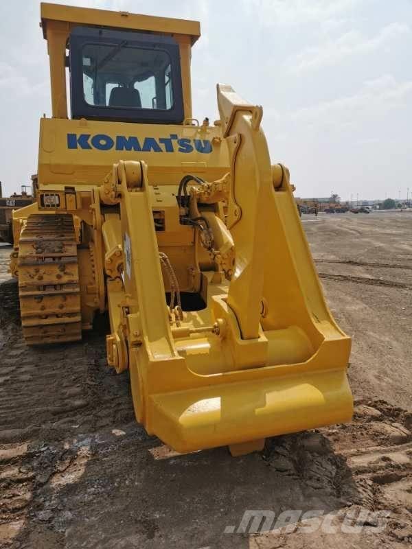 Komatsu D 375a Crawler dozers