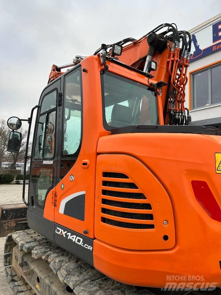 Doosan DX140LCR-5 Crawler excavators