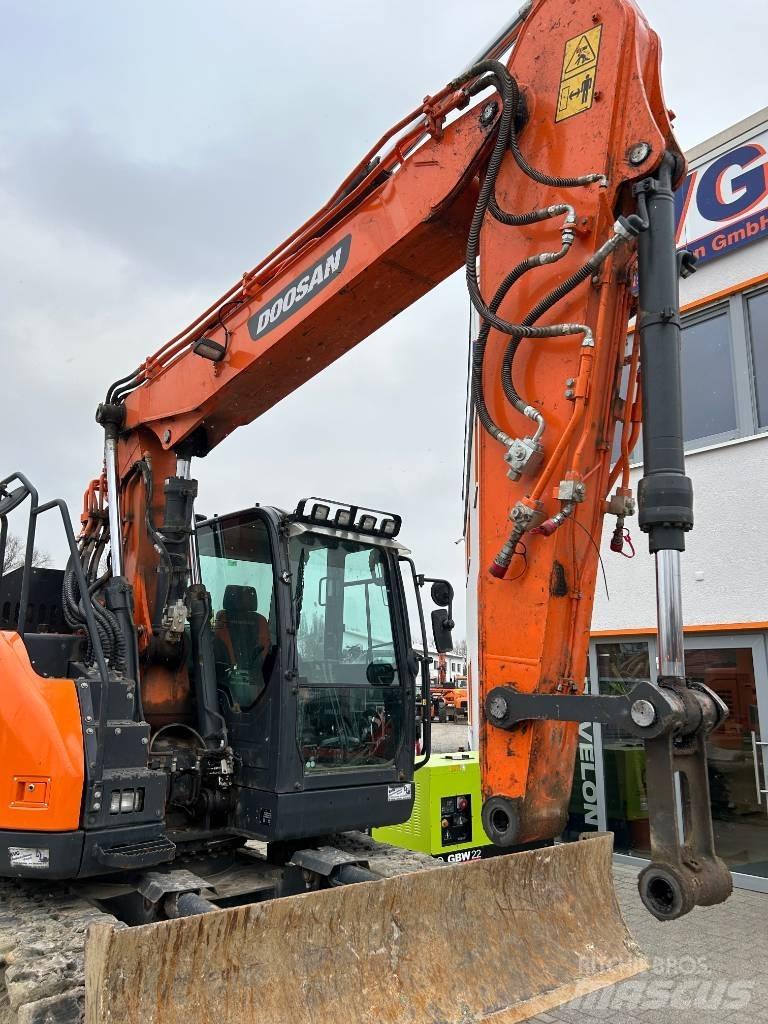 Doosan DX140LCR-5 Crawler excavators