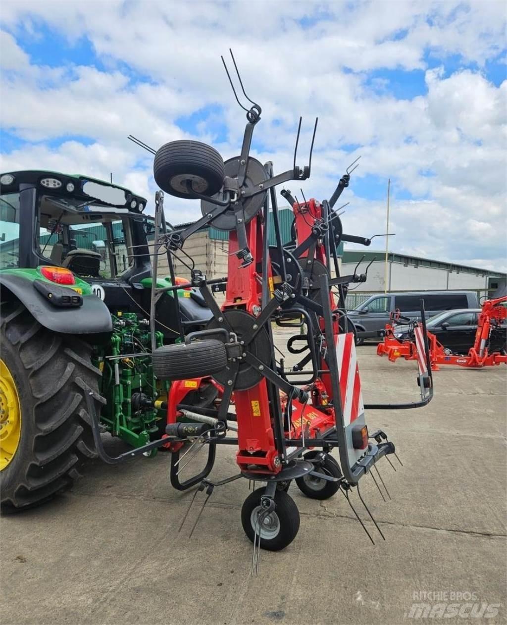 Vicon Fanex 804 Rakes and tedders