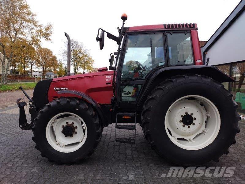 Valtra 6850 Tractors