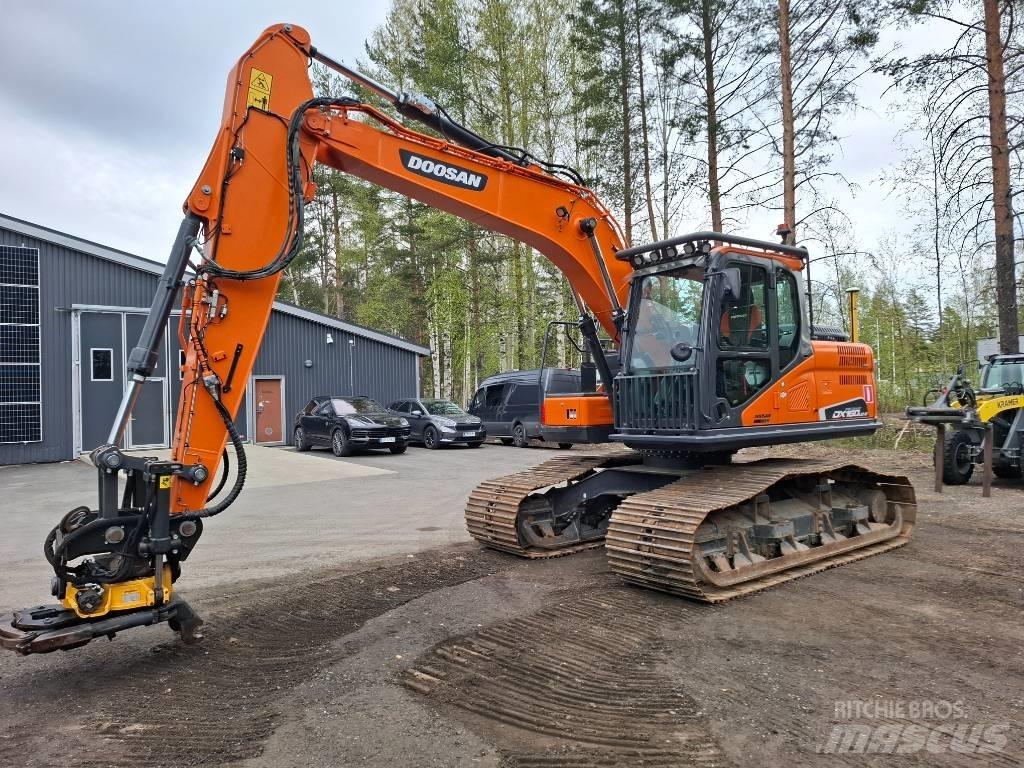 Doosan DX160LC-5 Crawler excavators