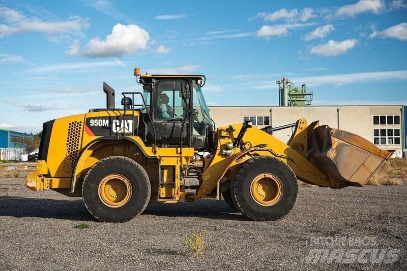 CAT 950M Wheel loaders