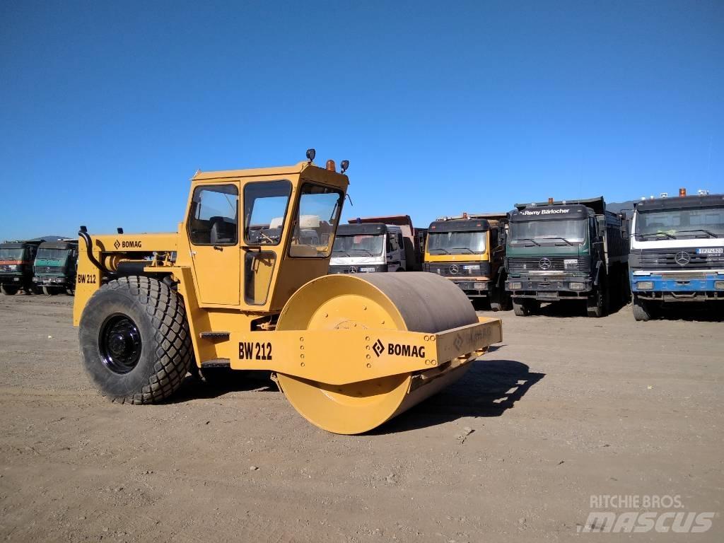 Bomag BW 212 Single drum rollers