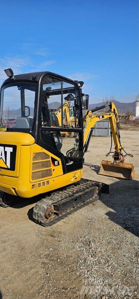 CAT 302.2 D Mini excavators < 7t (Mini diggers)