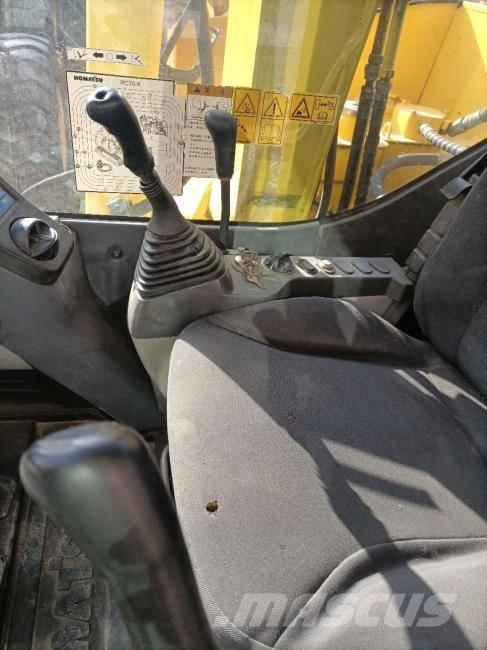 Komatsu PC 70 Crawler excavators