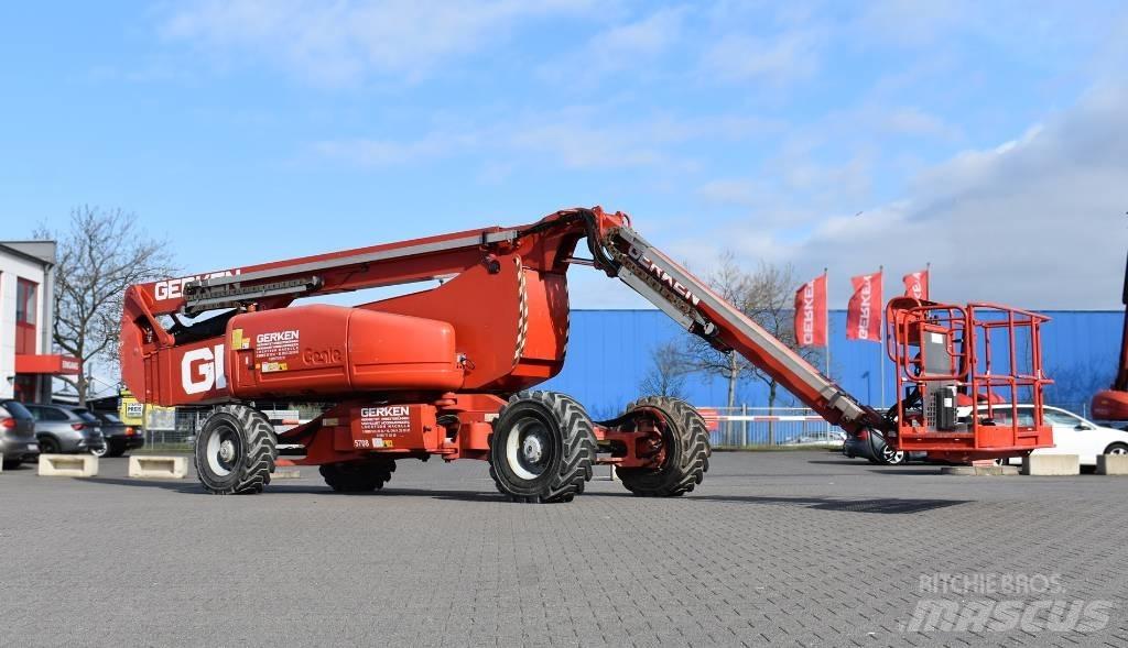 Genie Z 135 Articulated boom lifts