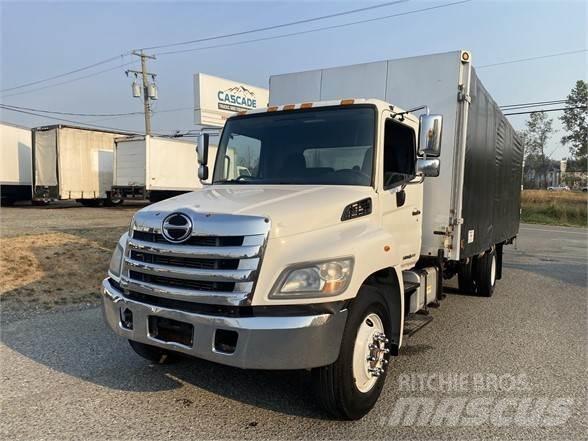 Hino 338 Curtain sider trucks