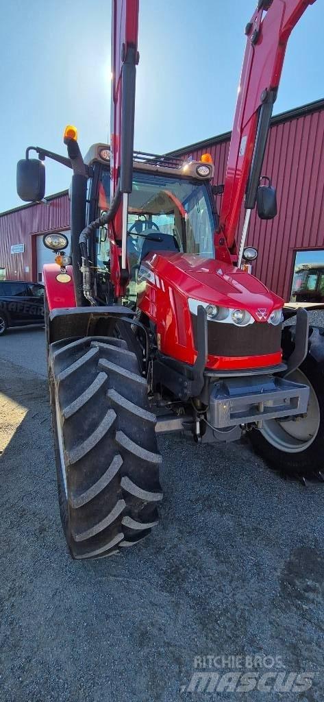 Massey Ferguson 5612 Tractors