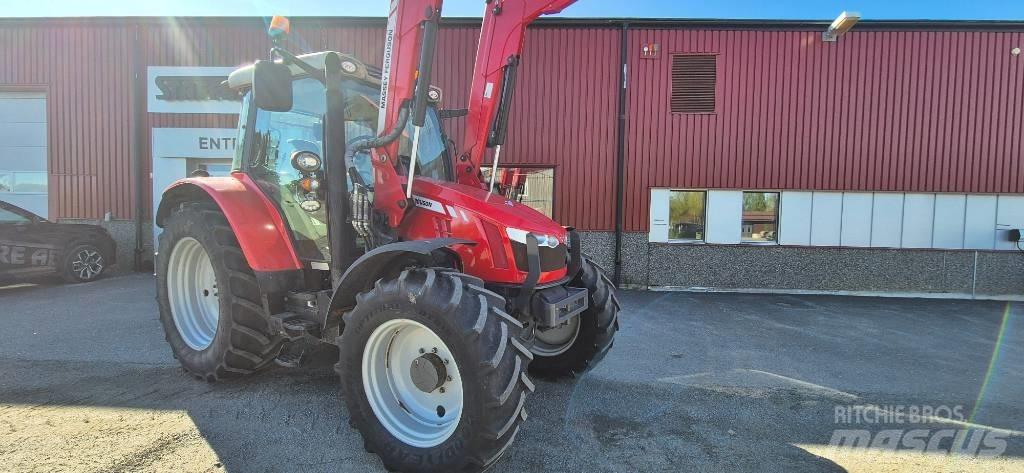 Massey Ferguson 5612 Tractors
