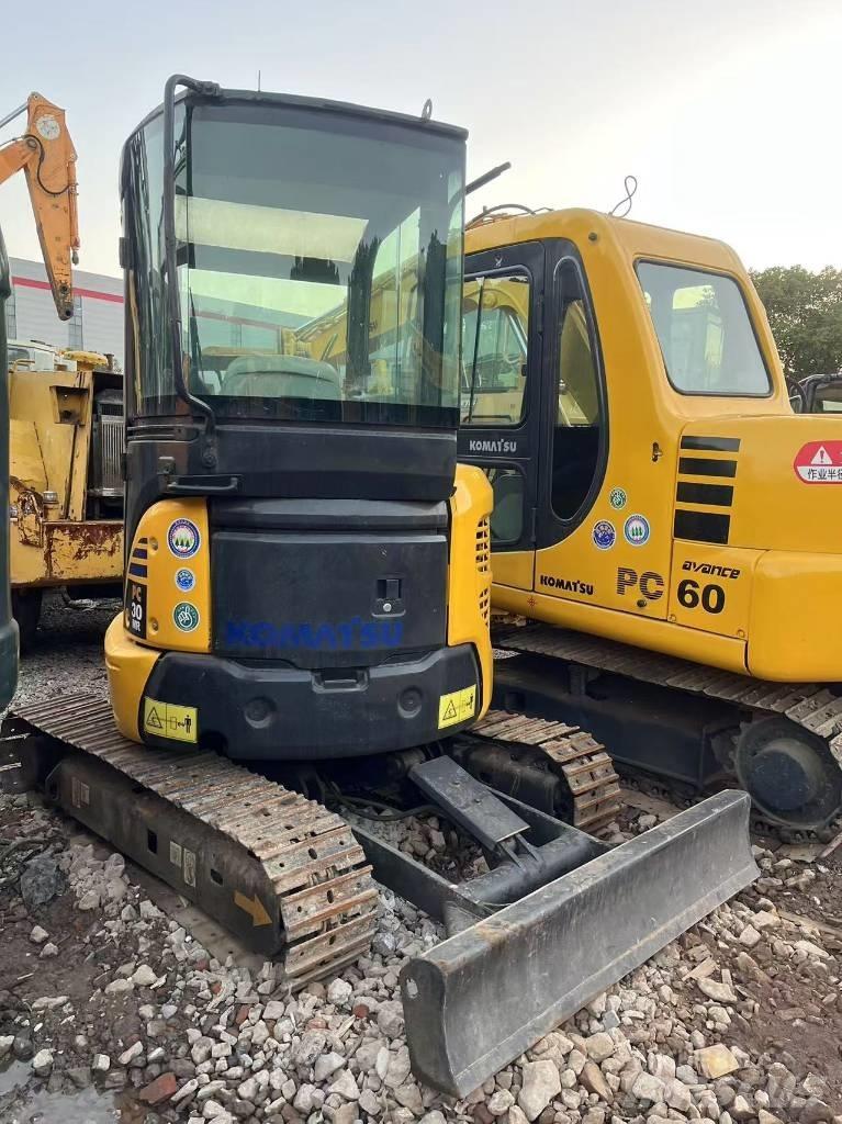 Komatsu PC 30 Crawler excavators