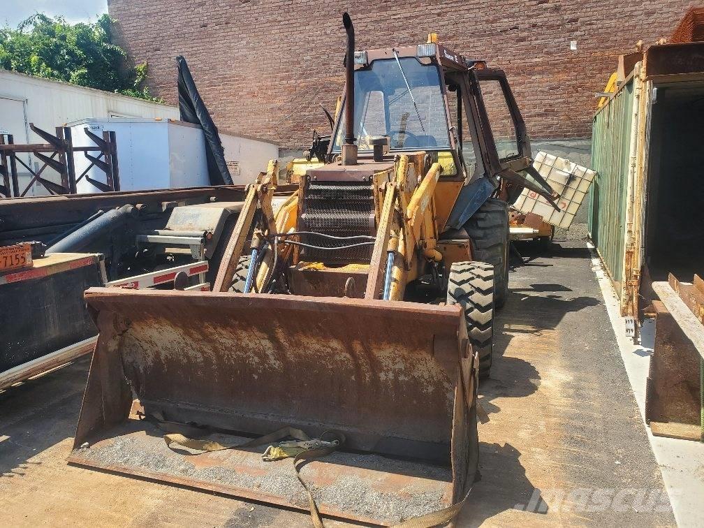 CASE 580 E Backhoe