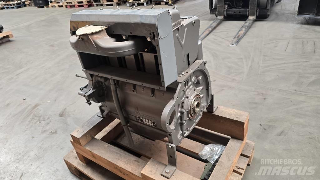 Deutz F4L912 Engines