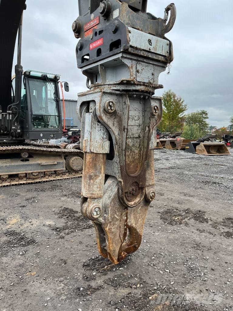 FRD V-17 Crushers
