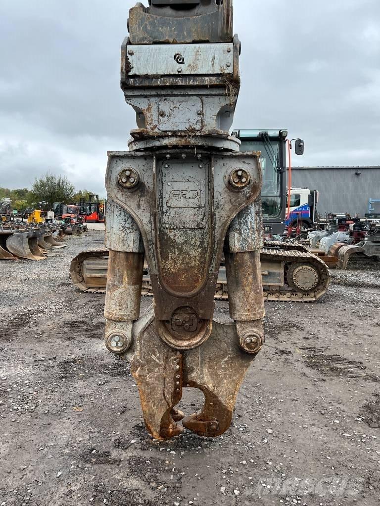 FRD V-17 Crushers
