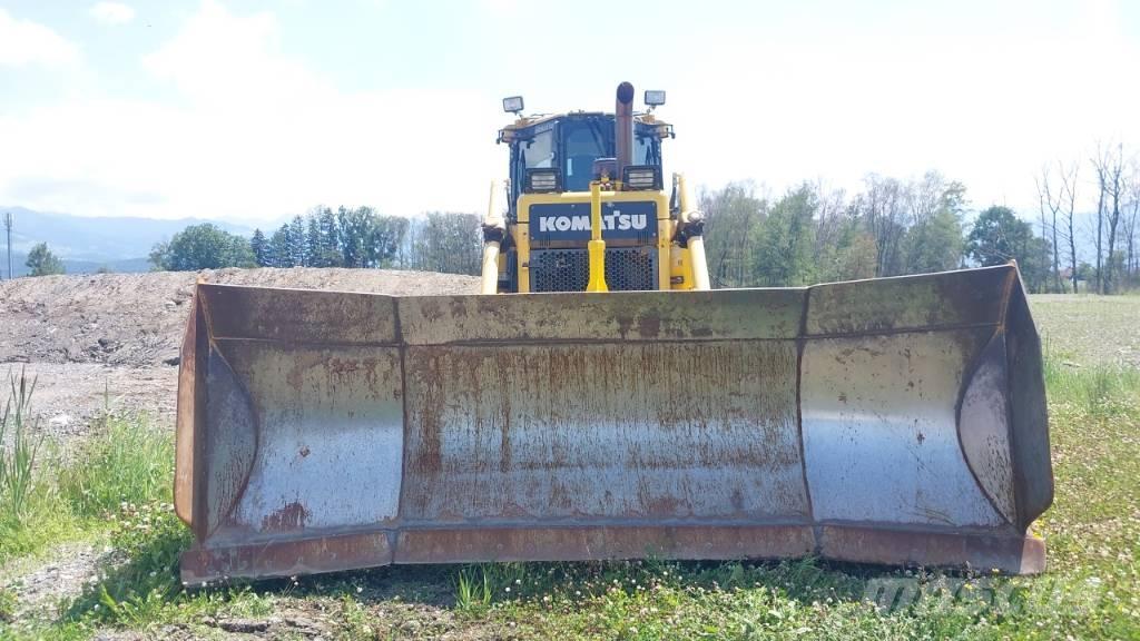 Komatsu D 65 PX-17 Crawler dozers
