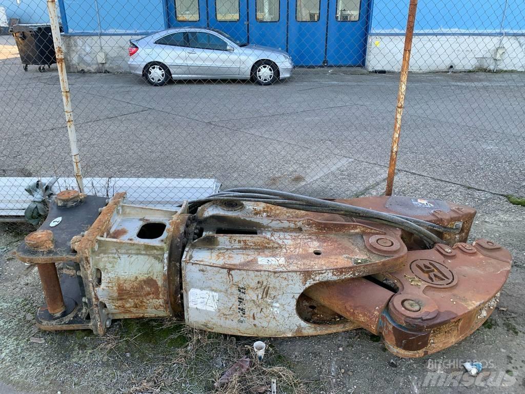 Hammer FR26 Drills