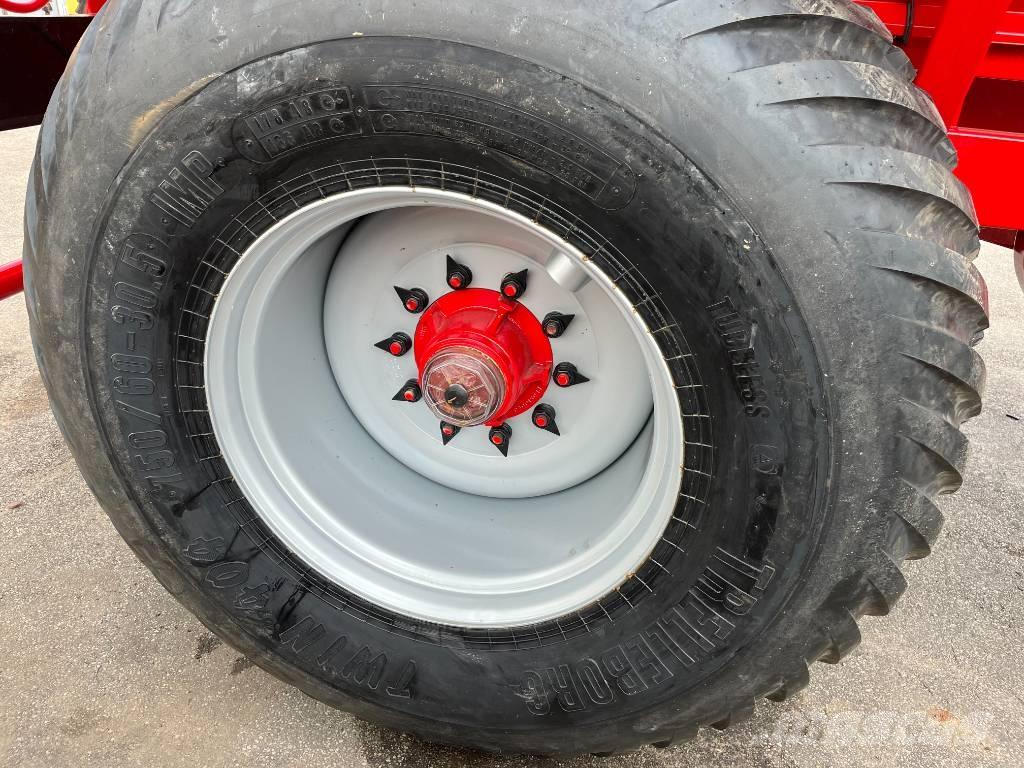  CESTARI 14800 Grain / Silage Trailers