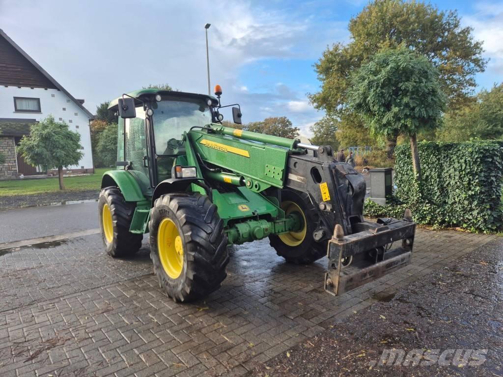 John Deere 3800 Telehandlers