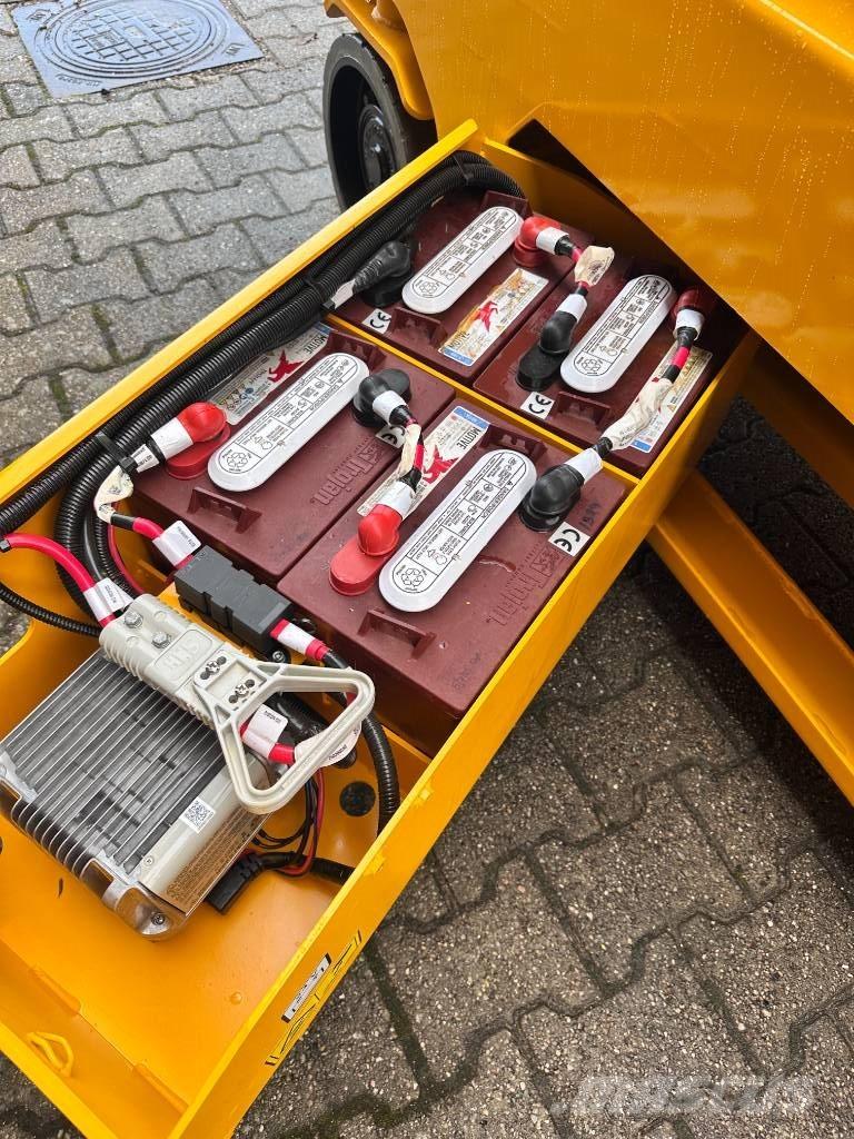 JCB 2632e Scissor lifts