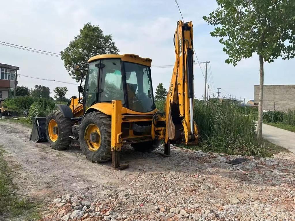 JCB 4CX Backhoe