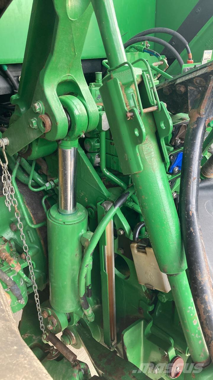 John Deere 7260R Tractors