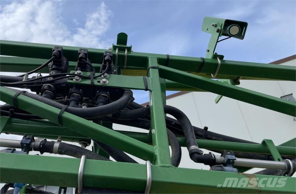 John Deere M 740 i Trailed sprayers
