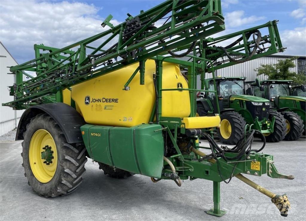John Deere M 740 i Trailed sprayers