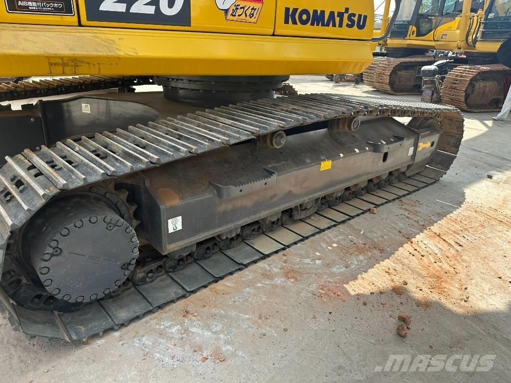 Komatsu PC220-8 Mini excavators  7t - 12t