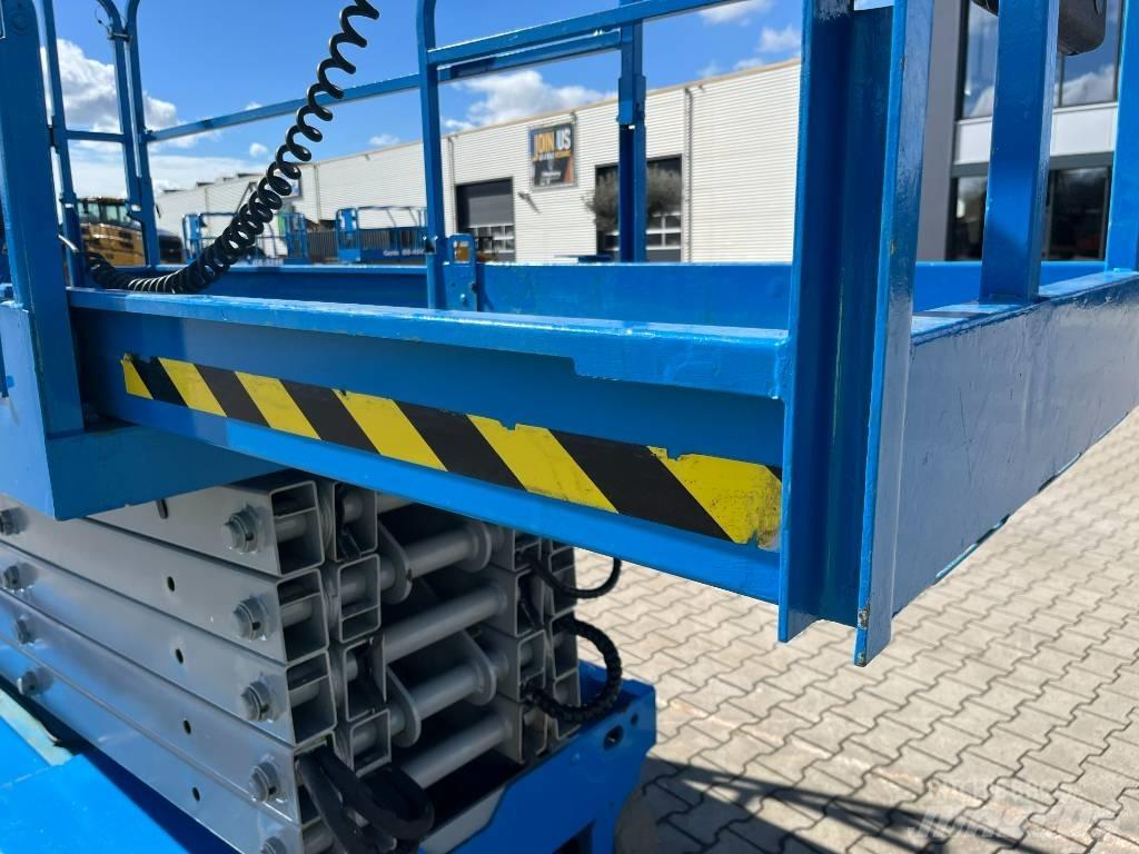 Genie GS 4047 Scissor lifts