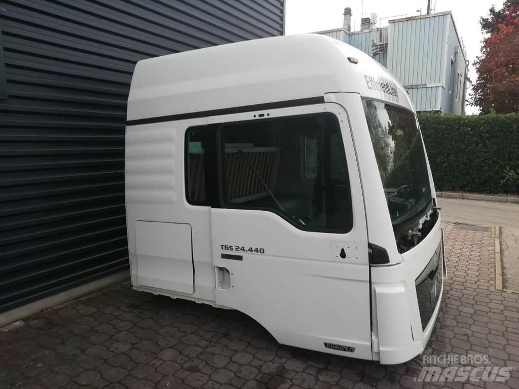 MAN TGS LX EURO 6 Cabins and interior