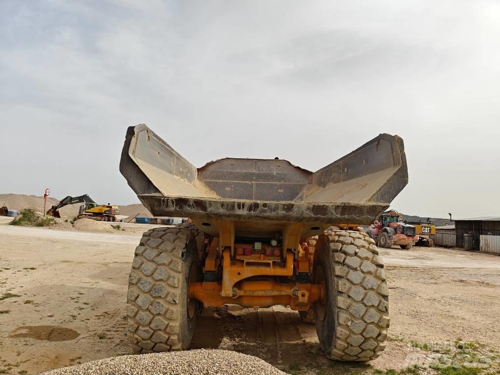 CAT 740B Articulated Haulers