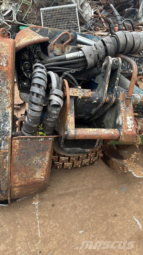 Volvo 34 Harvester heads