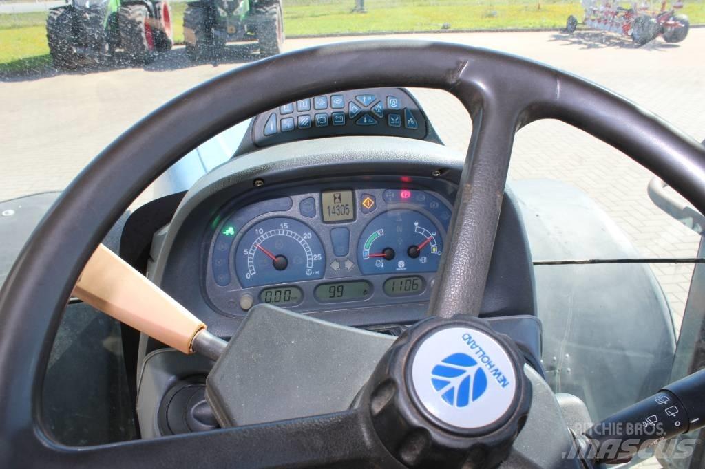 New Holland T 7060 Tractors